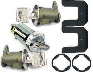 (image for) 70-73 BOTH DOORS & IGNITION LOCK SET