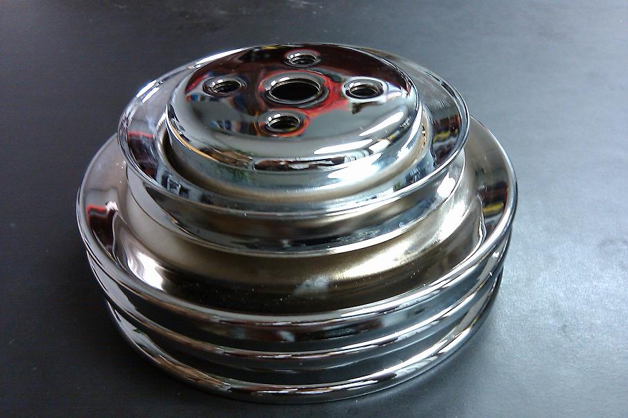 66-68 - 3 GROOVE WATER PUMP PULLEY - CHROME
