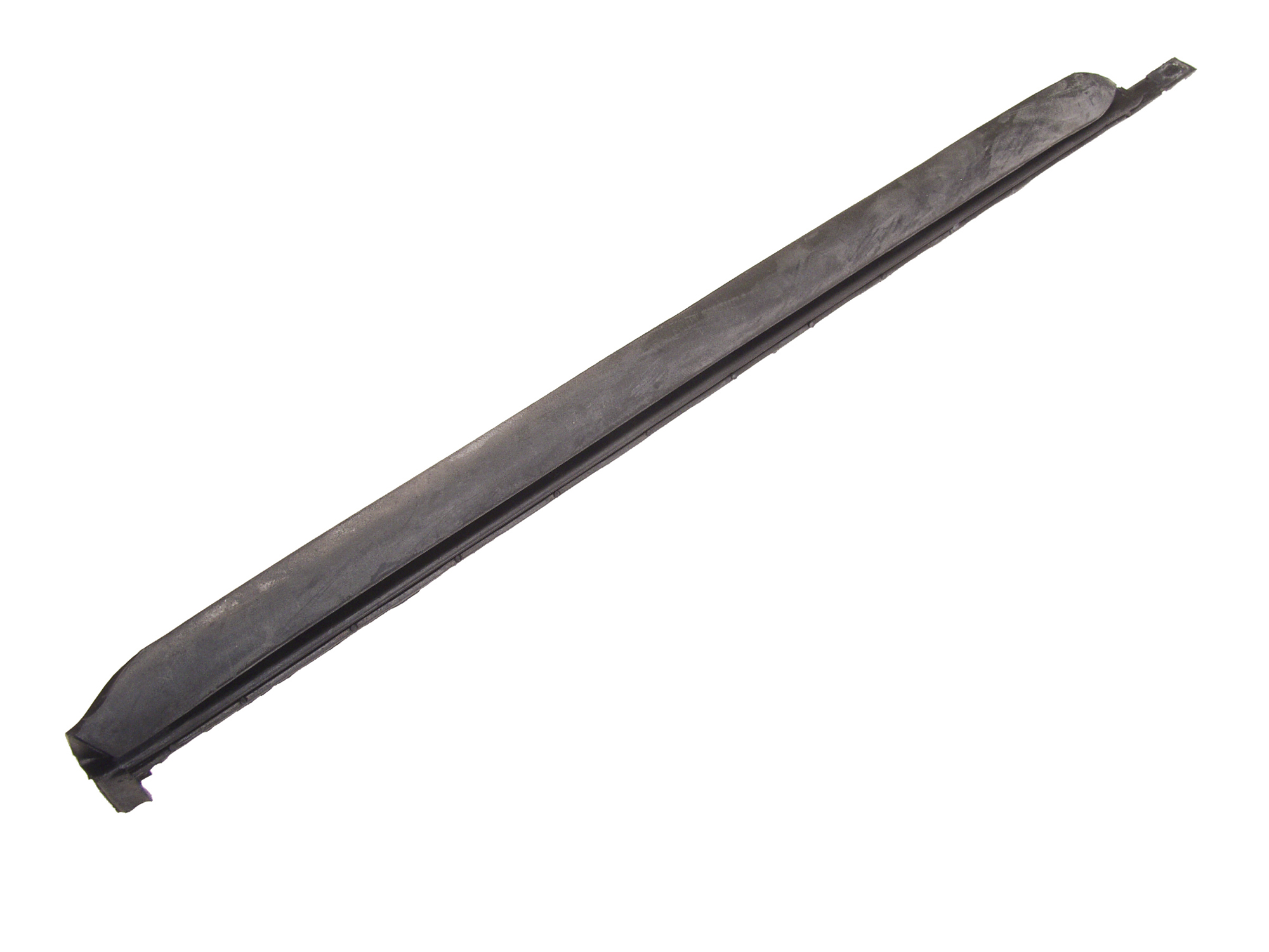 70-73 RH COUPE / CONVERTIBLE QUARTER WINDOW FRONT WEATHERSTRIP (image for) 70-73 RH COUPE / CONVERTIBLE QUARTER WINDOW FRONT WEATHERSTRIP